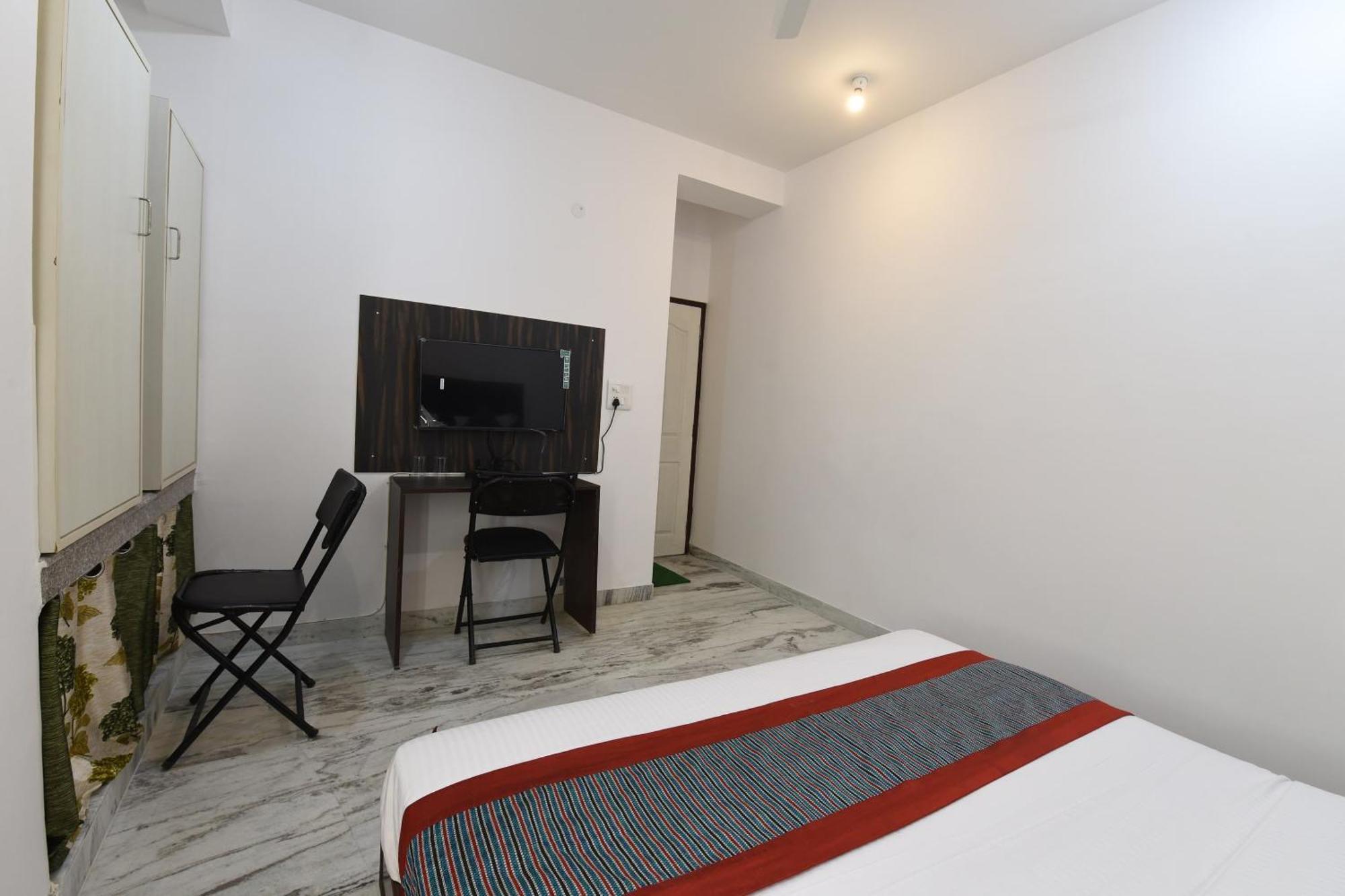 Hotel O Ooak Hotels Delta Greater Noida Exterior photo